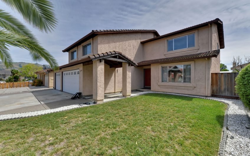 2704 GLEN LOMAN WAY  SAN JOSE, CA 95148